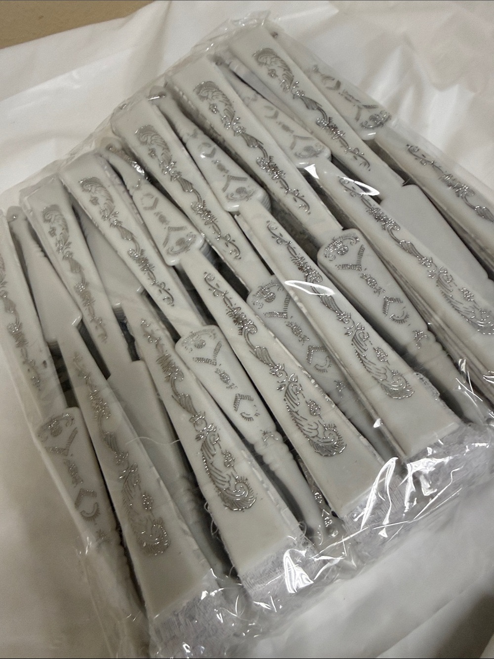 12 White Lace Folding Hand Fans with Silver Embossed Detail - Picture 8 of 9